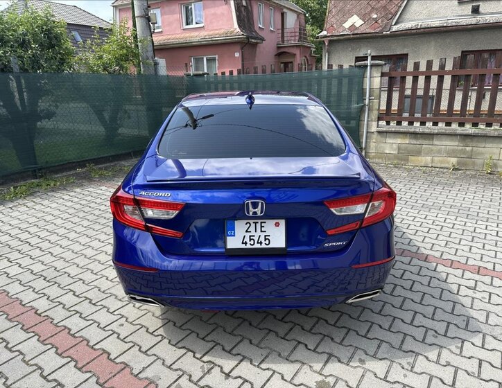 Honda Accord Sedan / Limuzína 1,5 l 141 kw