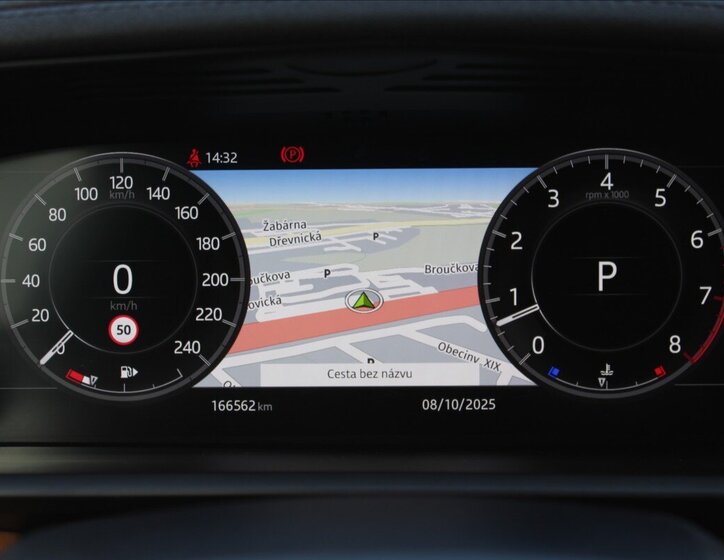 Land Rover Discovery 10