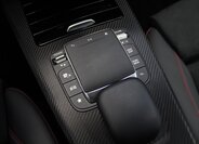 Mercedes-Benz CLA Kombi 1,3 l 193 kw