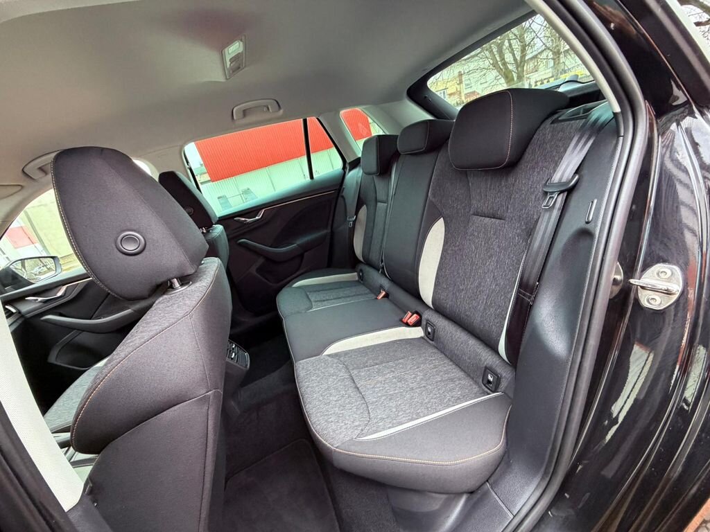 Škoda Kamiq SUV 999,0 85 kw