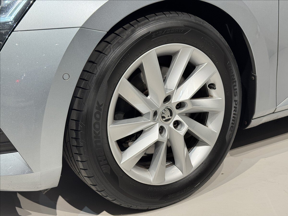 Škoda Superb Kombi 2,0 l 110 kw