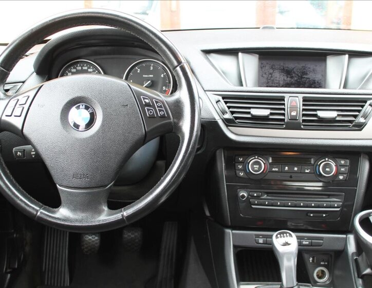 BMW X1 SUV / Terénní 2,0 l 100 kw