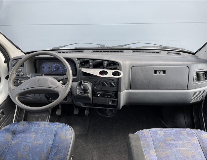 Peugeot Ostatní Ostatní 2,8 l 93 kw