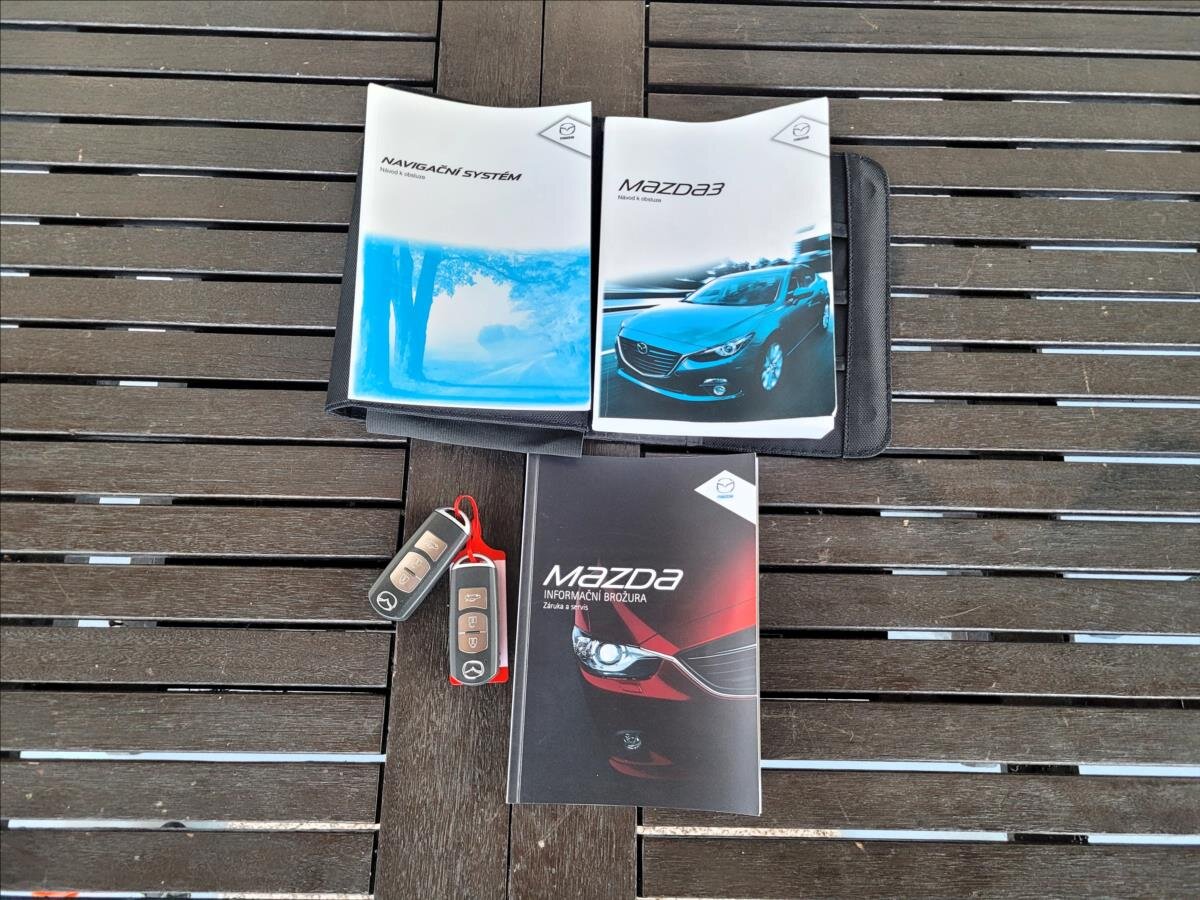 Mazda 3 Sedan / Limuzína 2,0 l 88 kw
