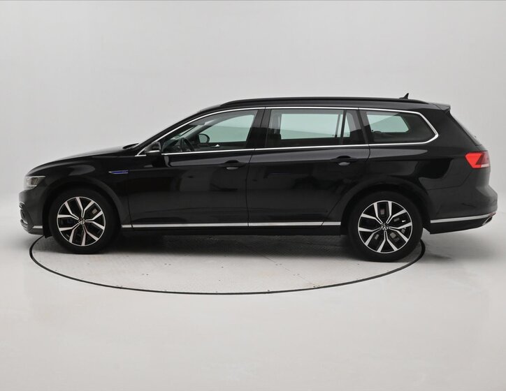 Volkswagen Passat Kombi 1,4 l 115 kw