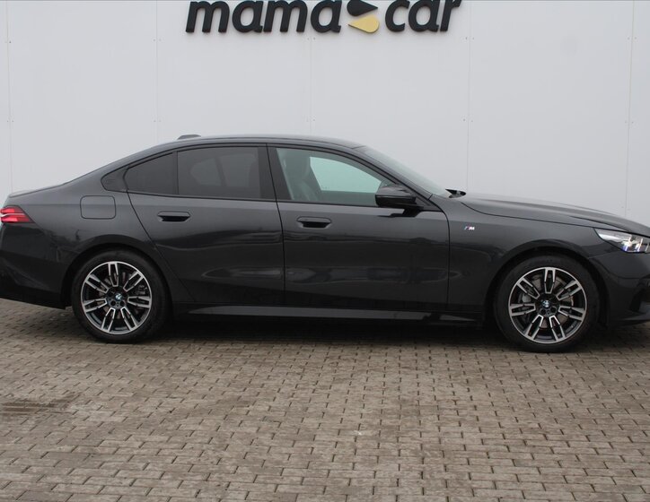 BMW Řada 5 9