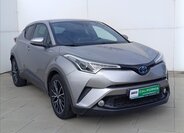 Toyota C-HR Hatchback 1,8 l 72 kw