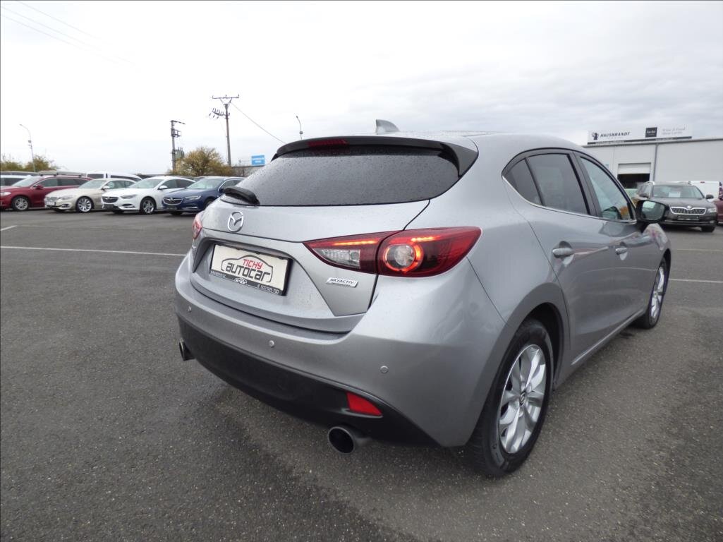 Mazda 3 Hatchback 2,0 l 121 kw