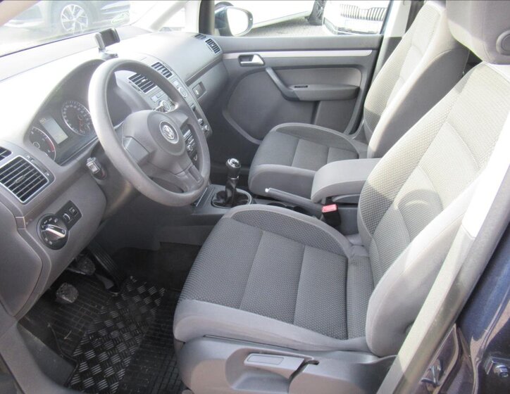 Volkswagen Touran MPV 2,0 l 103 kw