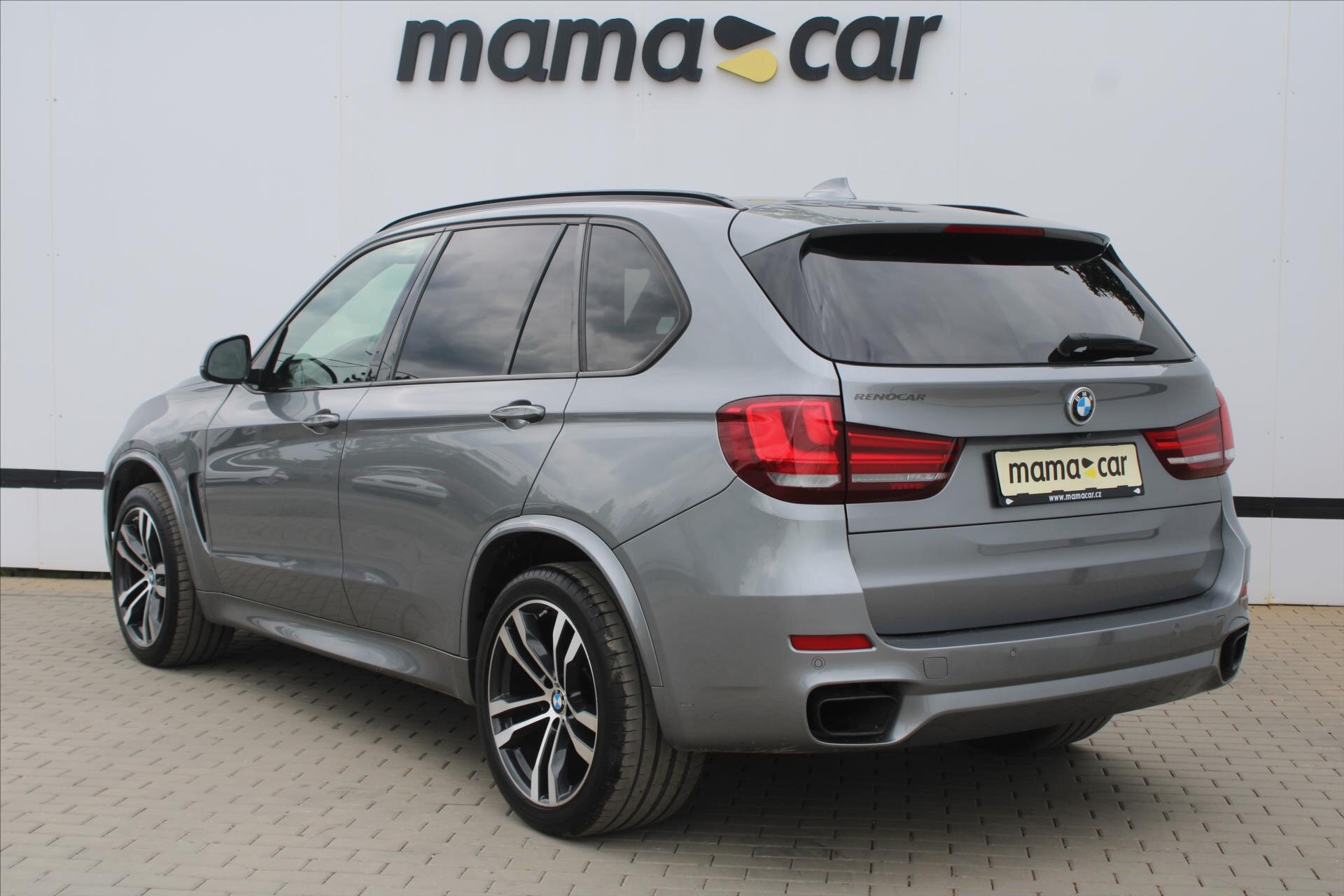 BMW X5 SUV / Terénní 3,0 l 280 kw