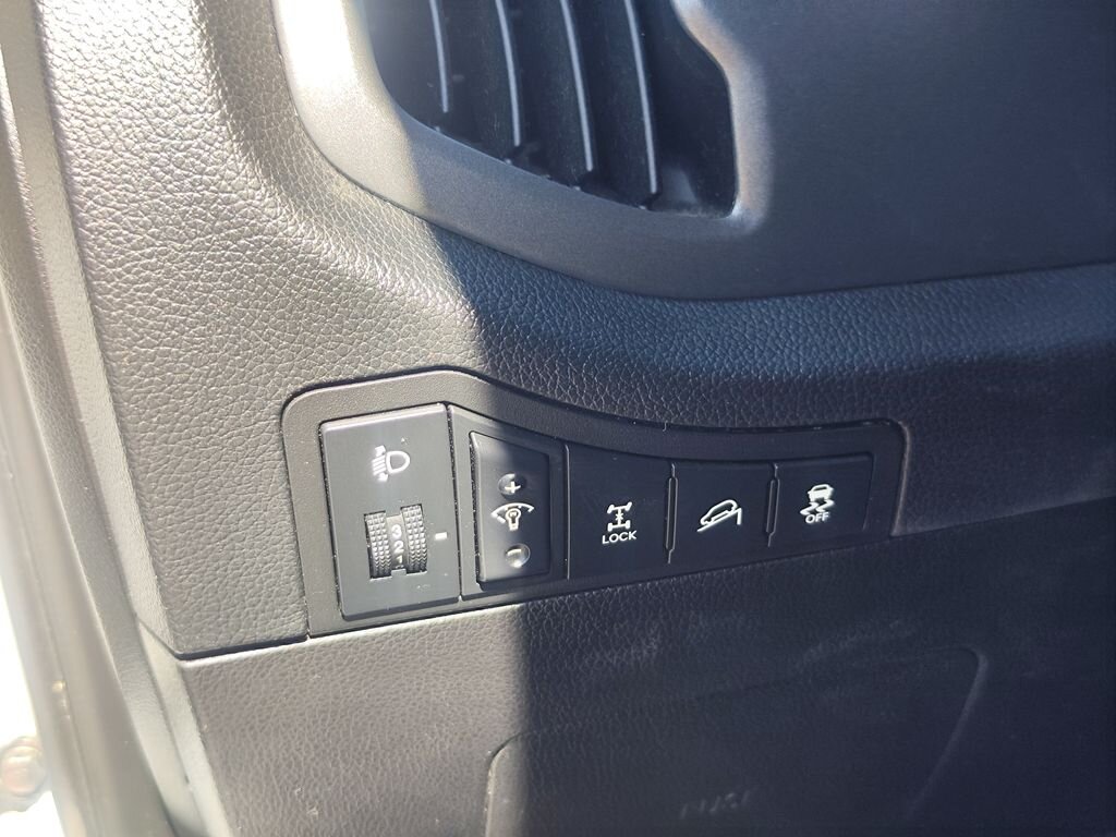 KIA Sportage SUV / Terénní 2,0 l 100 kw