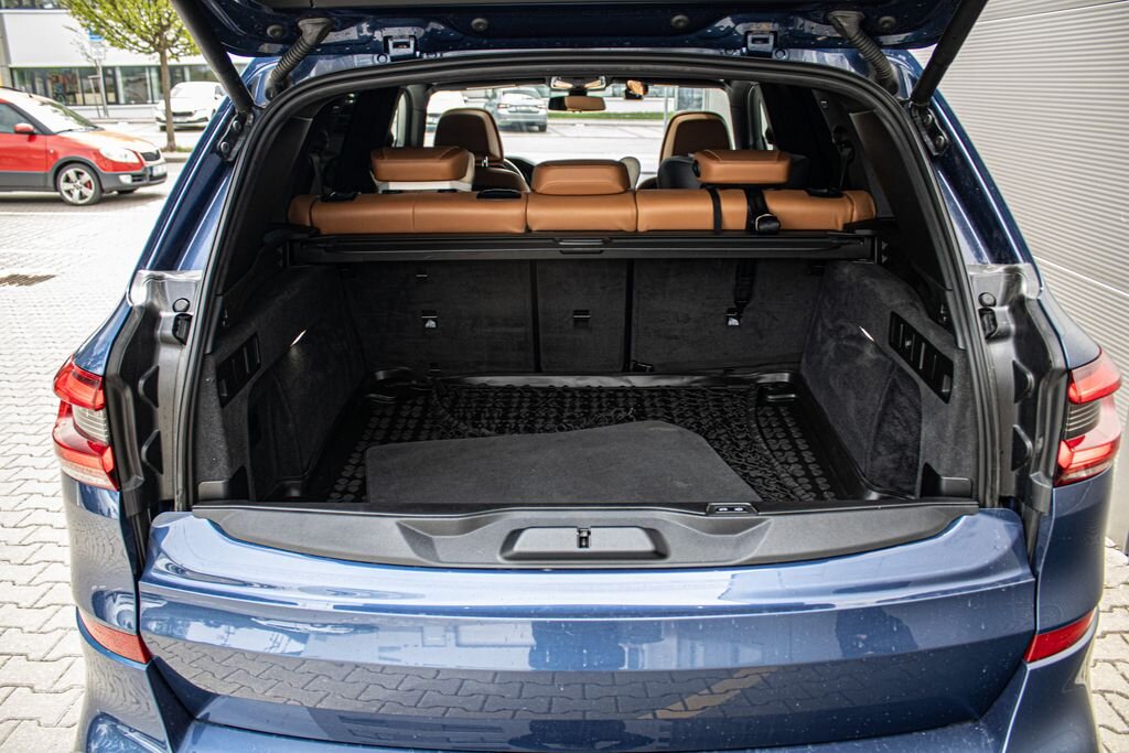 BMW X5 SUV / Terénní 3,0 l 195 kw