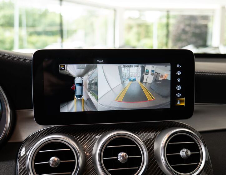 Mercedes-Benz GLC 12