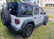 Jeep Wrangler 4