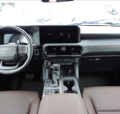 Toyota Land Cruiser 9