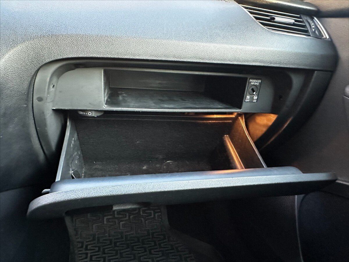 Škoda Octavia Sedan / Limuzína 1,4 l 81 kw