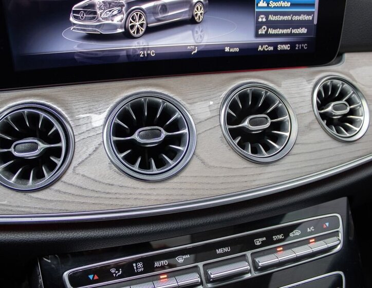 Mercedes-Benz Třídy E 36