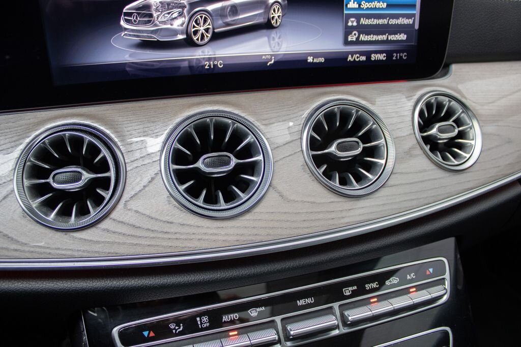 Mercedes-Benz Třídy E