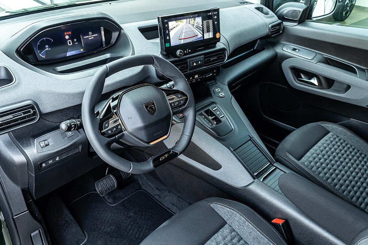 Peugeot Rifter MPV 1,5 l 96 kw