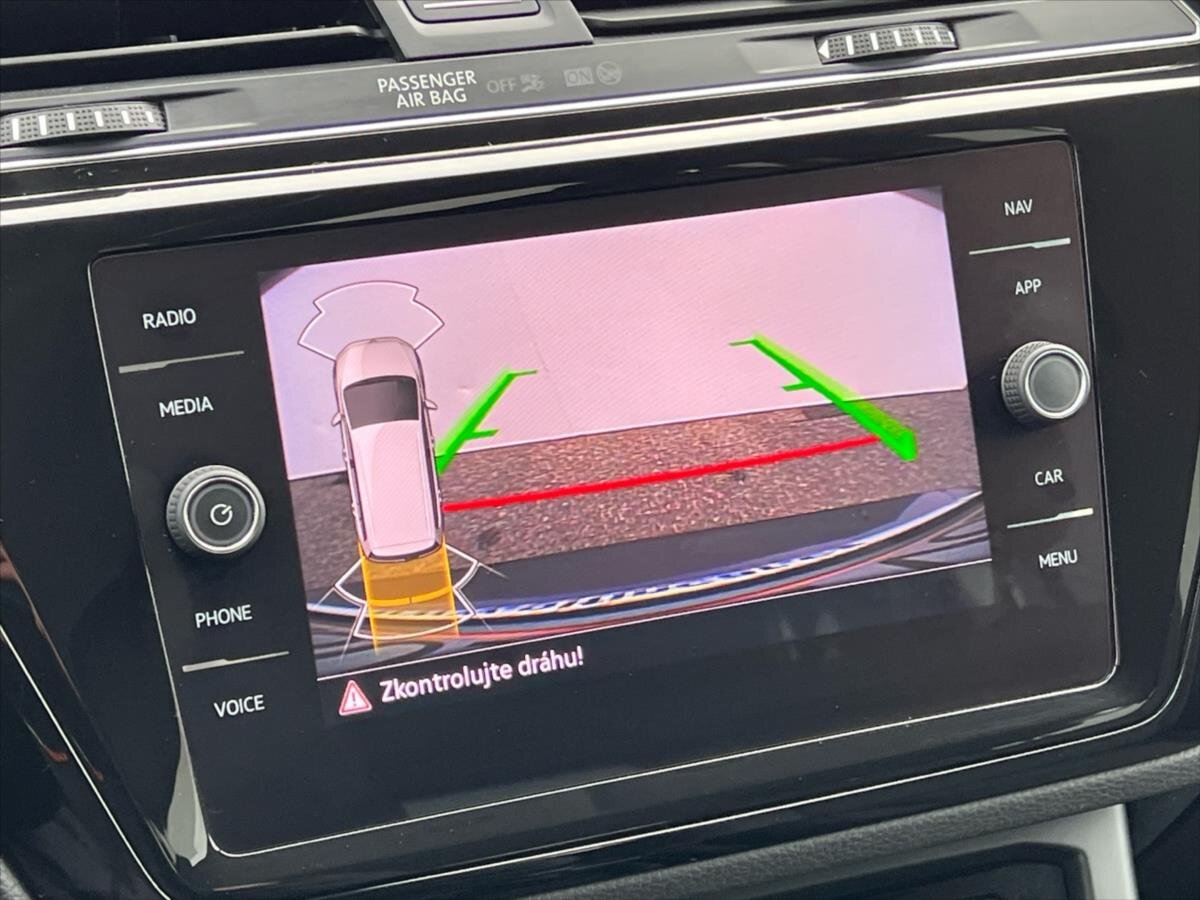 Volkswagen Touran MPV 1,5 l 110 kw