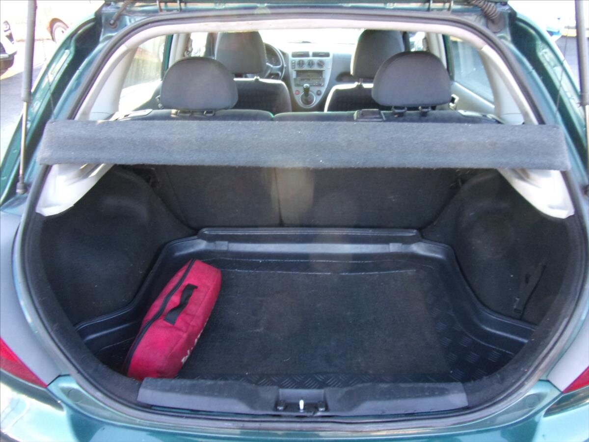 Honda Civic Hatchback 1,7 l 74 kw