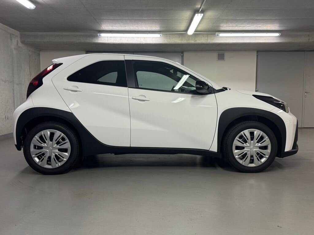 Toyota Aygo Hatchback 1,5 l 53 kw