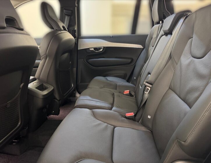 Volvo XC90 SUV 2,0 l 184 kw