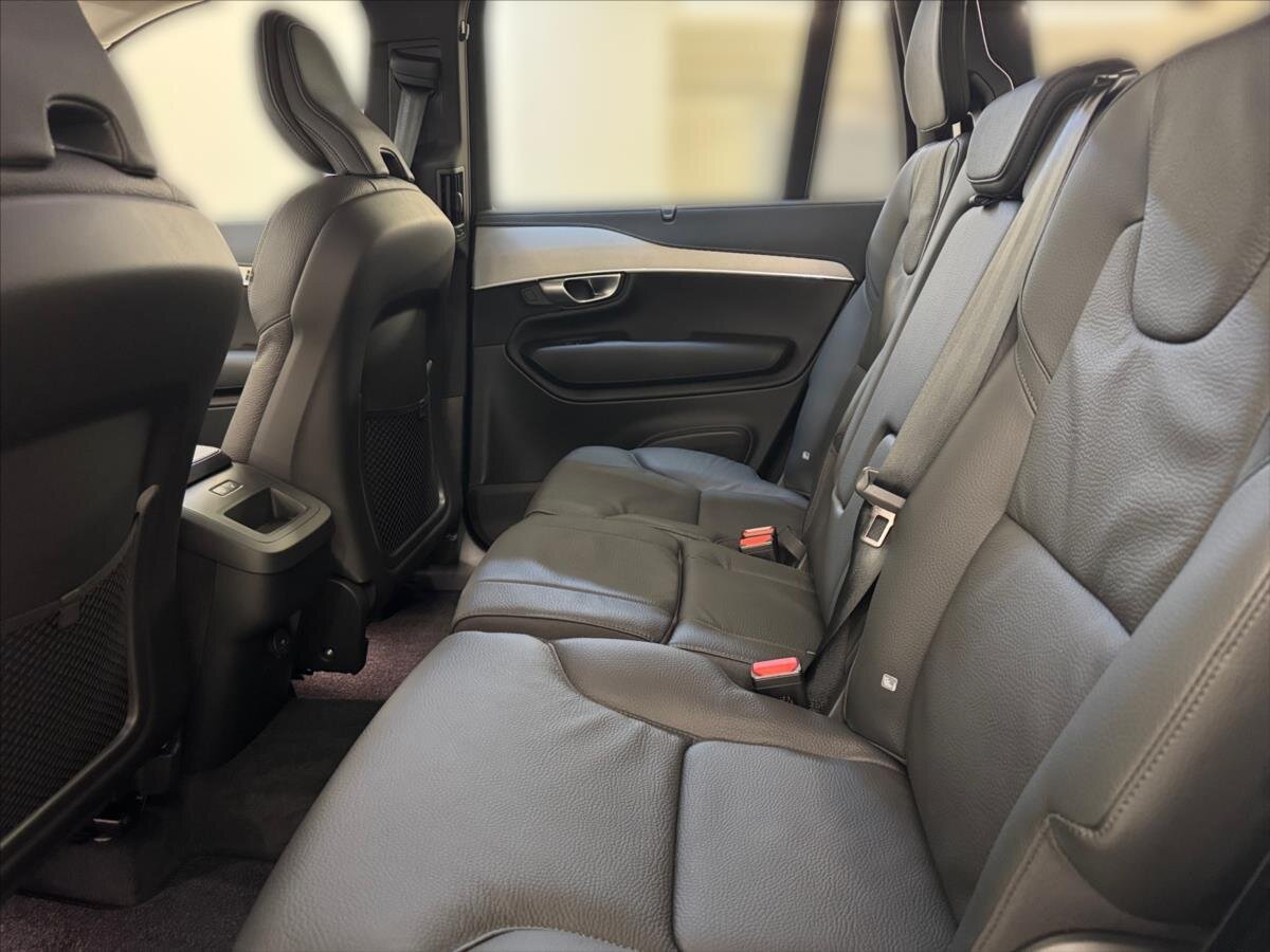 Volvo XC90 SUV 2,0 l 184 kw