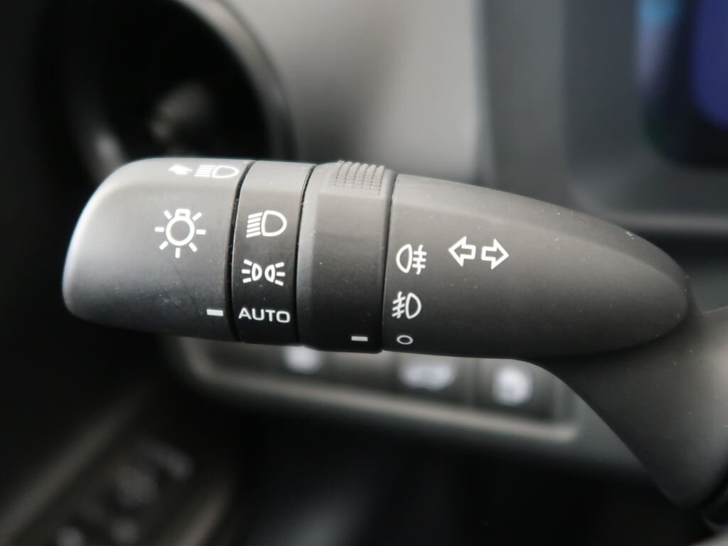 Toyota C-HR SUV 2,0 l 112 kw