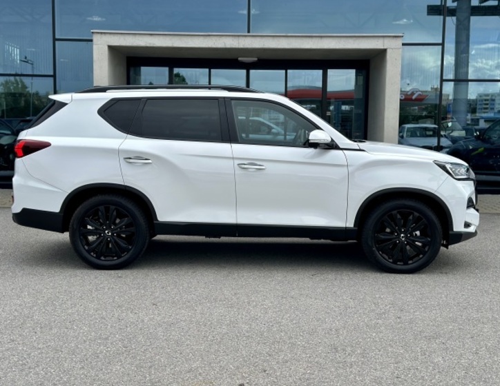 SsangYong Rexton 4