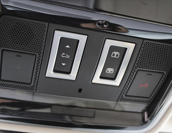 Land Rover Range Rover Sport SUV / Terénní 3,0 l 225 kw