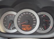 Toyota RAV4 SUV / Terénní 2,2 l 100 kw