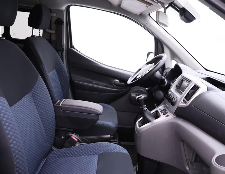 Nissan NV200 VAN / Minibus 1,5 l 81 kw