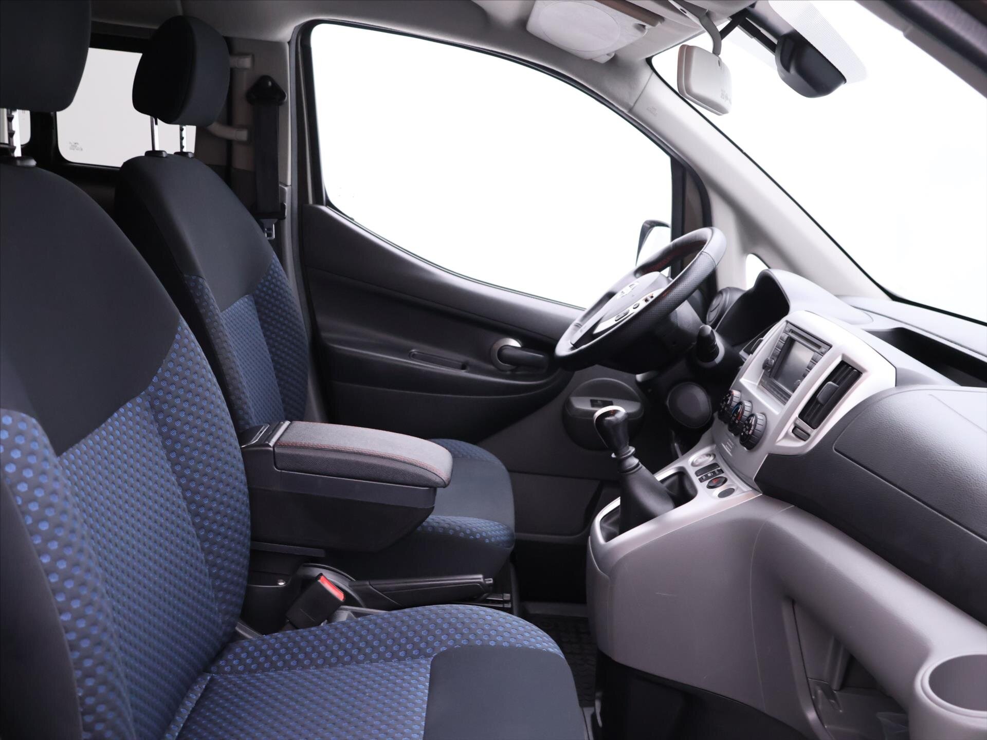 Nissan NV200 VAN / Minibus 1,5 l 81 kw