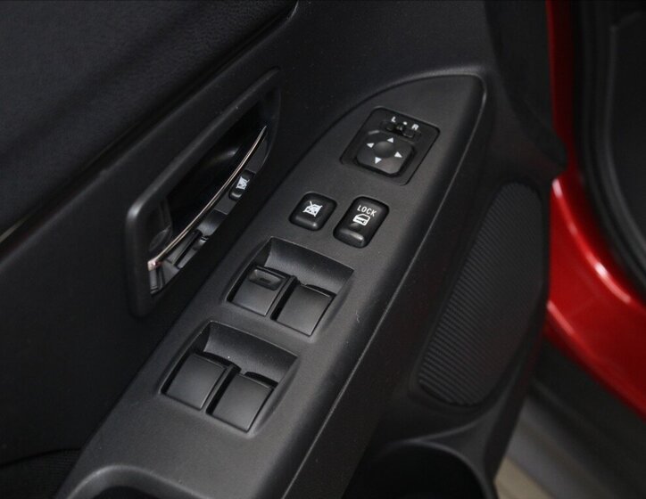 Mitsubishi ASX SUV / Terénní 1,6 l 86 kw