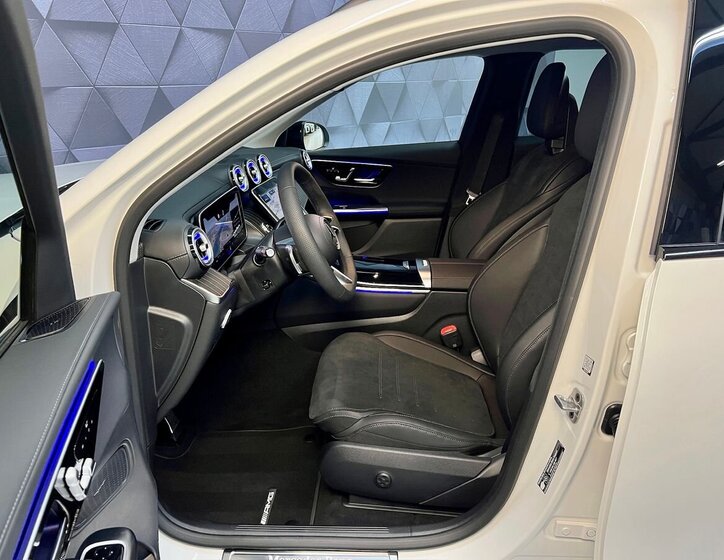 Mercedes-Benz GLC 10