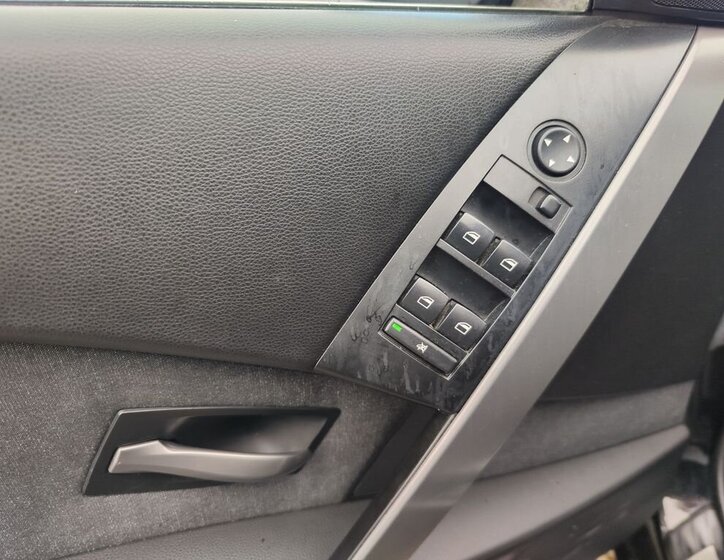 BMW Řada 5 Kombi 2,5 l 130 kw