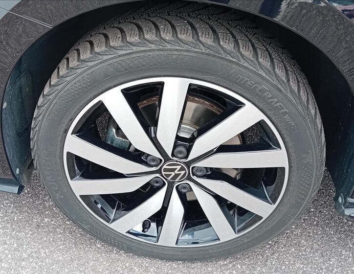 Volkswagen Touran Kombi 2,0 l 110 kw