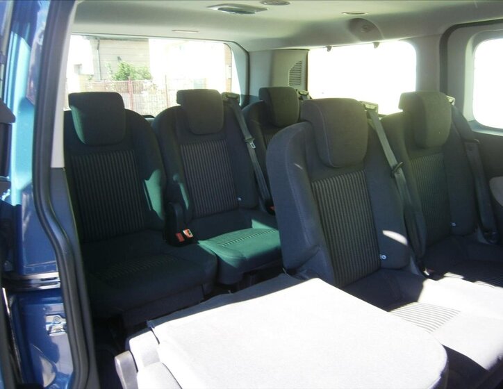 Ford Tourneo Custom VAN-Minibus 2,2 l 92 kw
