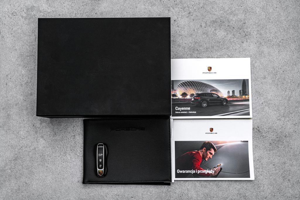 Porsche Cayenne SUV 4,0 l 338 kw