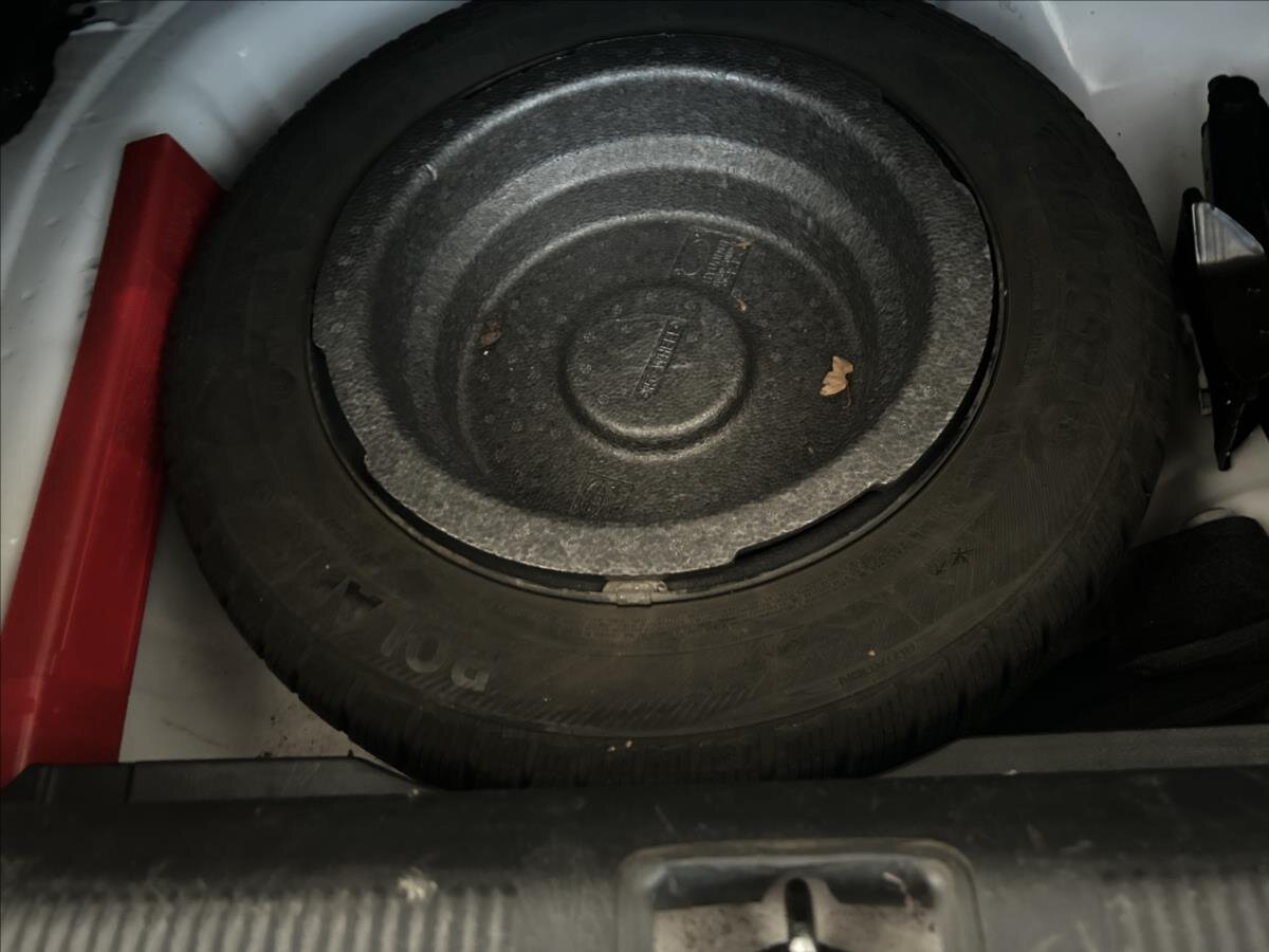 Hyundai Elantra Liftback 1,6 l 77 kw