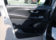 Mercedes-Benz Vito 21