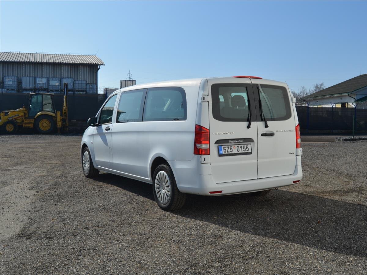 Mercedes-Benz Vito Kombi 2,1 l 140 kw