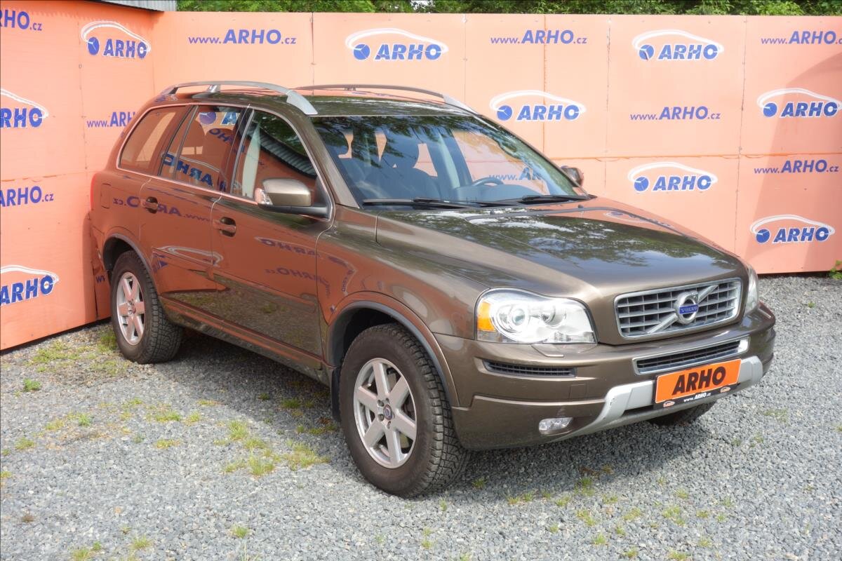 Volvo XC90 SUV 2,4 l 147 kw