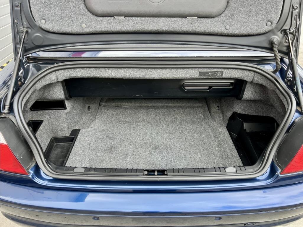 BMW Řada 3 Kabriolet 2,0 l 105 kw