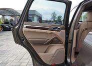 Porsche Cayenne 22