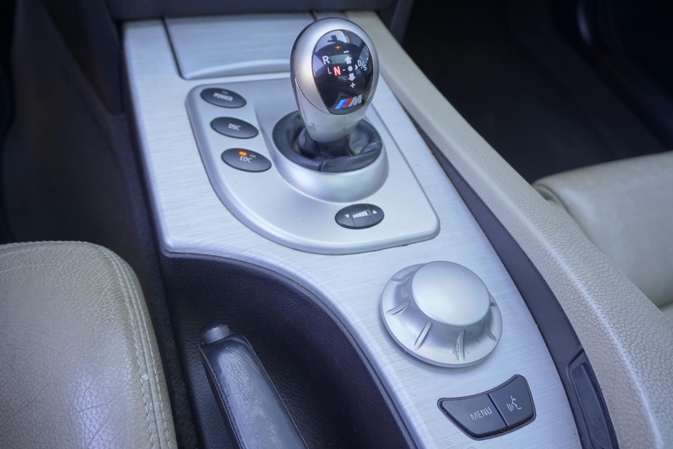 BMW M5 Sedan 5,0 l 373 kw