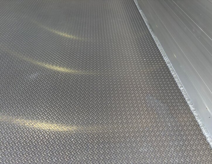 Ostatní Ostatní Ostatní 7,7 l 188 kw