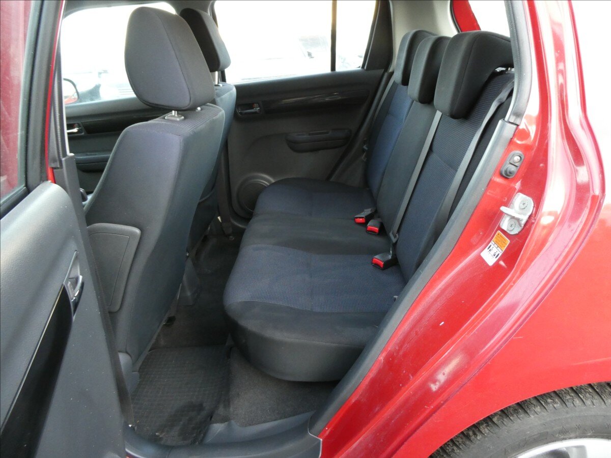 Suzuki Swift Hatchback 1,3 l 68 kw