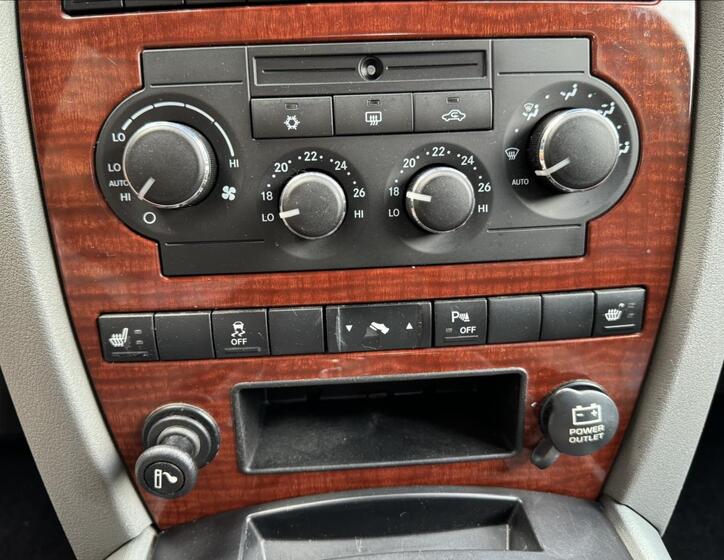 Jeep Grand Cherokee 41